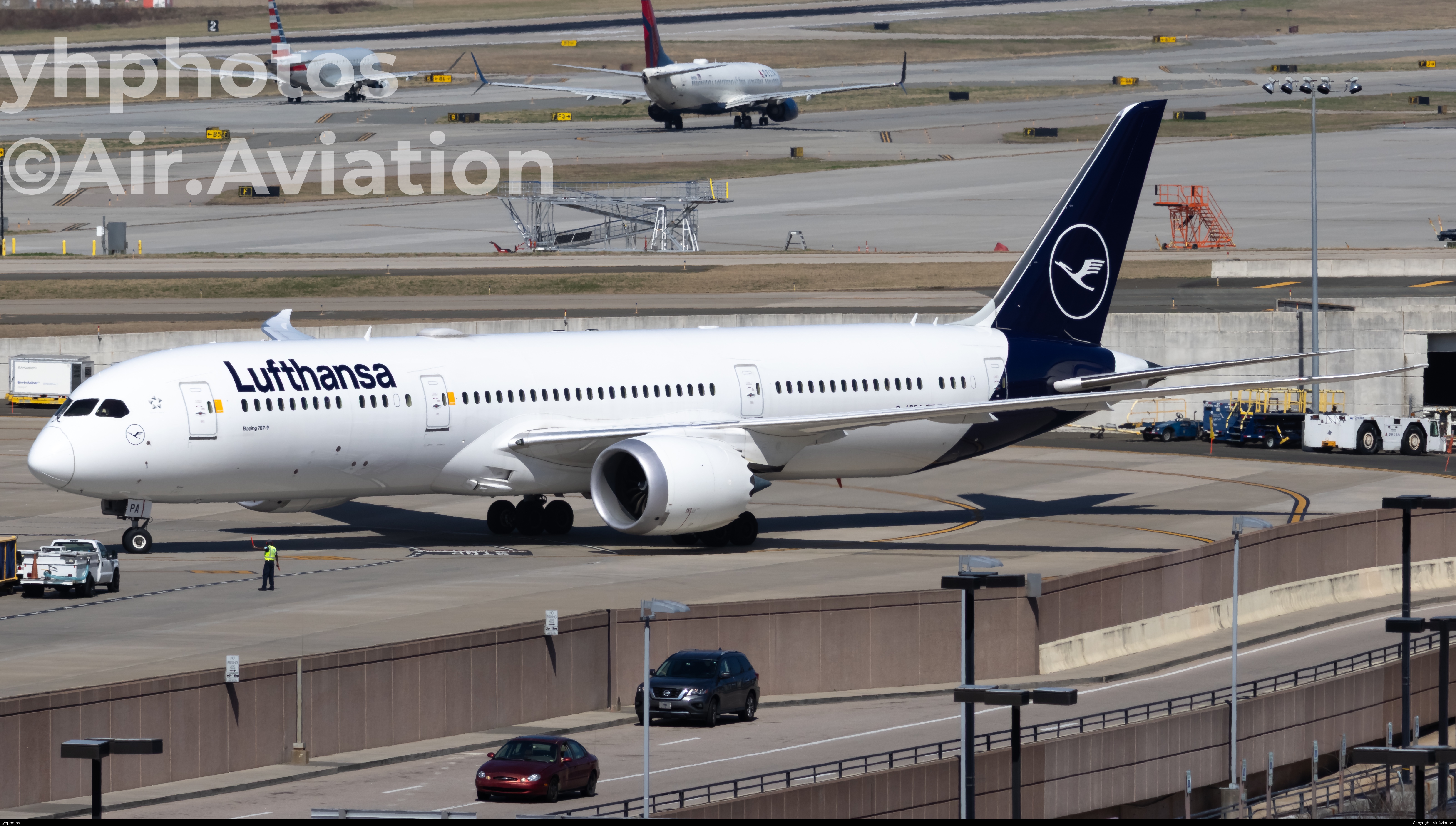 前柏林号，汉莎航空首架787-9